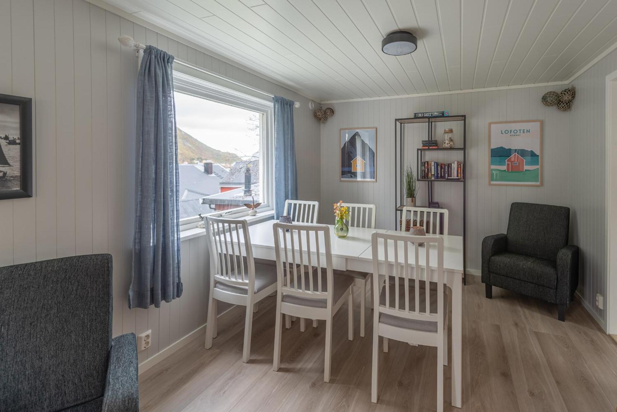 Cozy House By The Fjord In The Heart Of Lofoten Reine Exterior photo