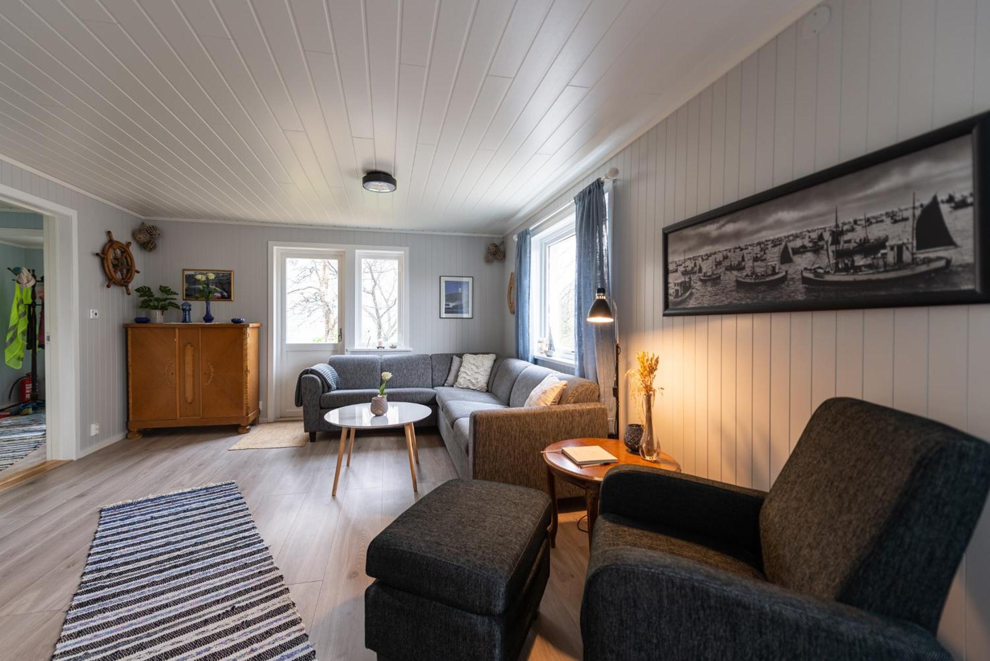 Cozy House By The Fjord In The Heart Of Lofoten Reine Exterior photo